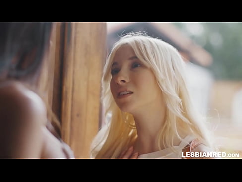 ❤️ A nena chega a casa uns meses despois e acaba comendo o coño da súa madrastra Porno casero en % gl.eviewporn.ru % ﹏